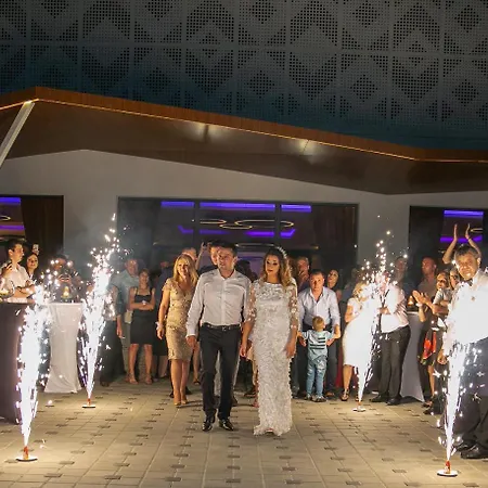 酒店 Dijana 皮罗特